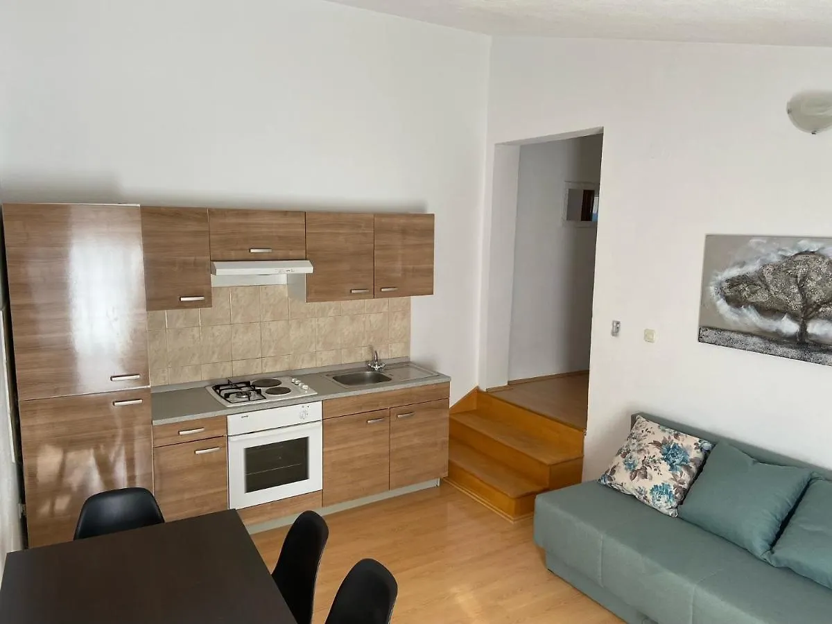 Apartman Polegubic Biograd Na Moru Croatia
