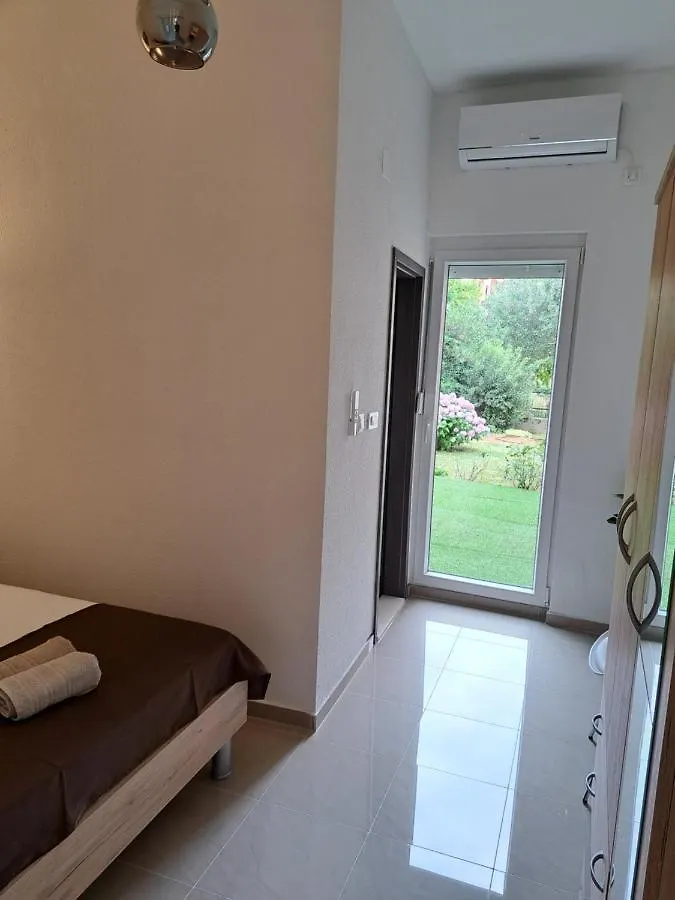 Apartment Apartman Polegubic Biograd Na Moru Croatia