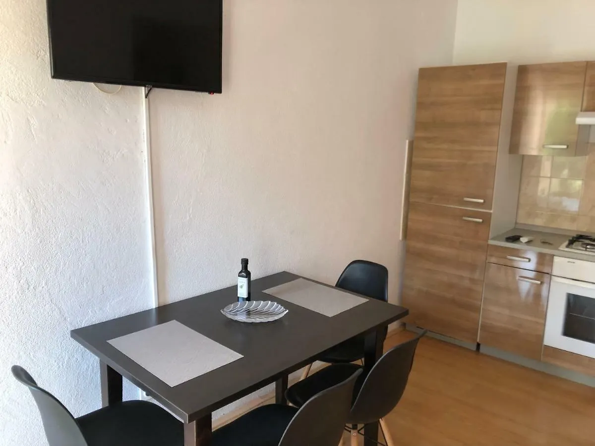 Apartment Apartman Polegubic Biograd Na Moru Croatia